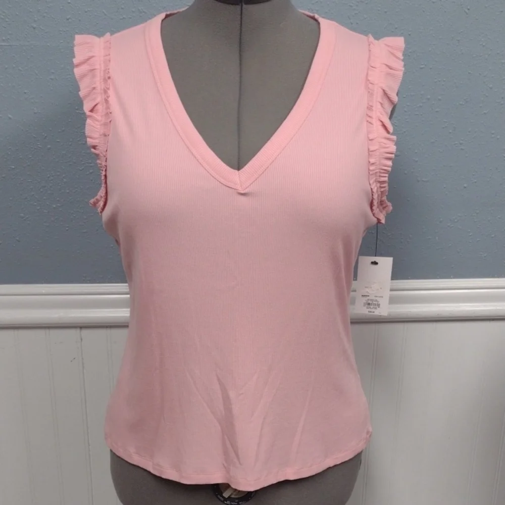 NEW Nine West Pink Ruffle V-Neck Tank Top - Picture 1 of 10